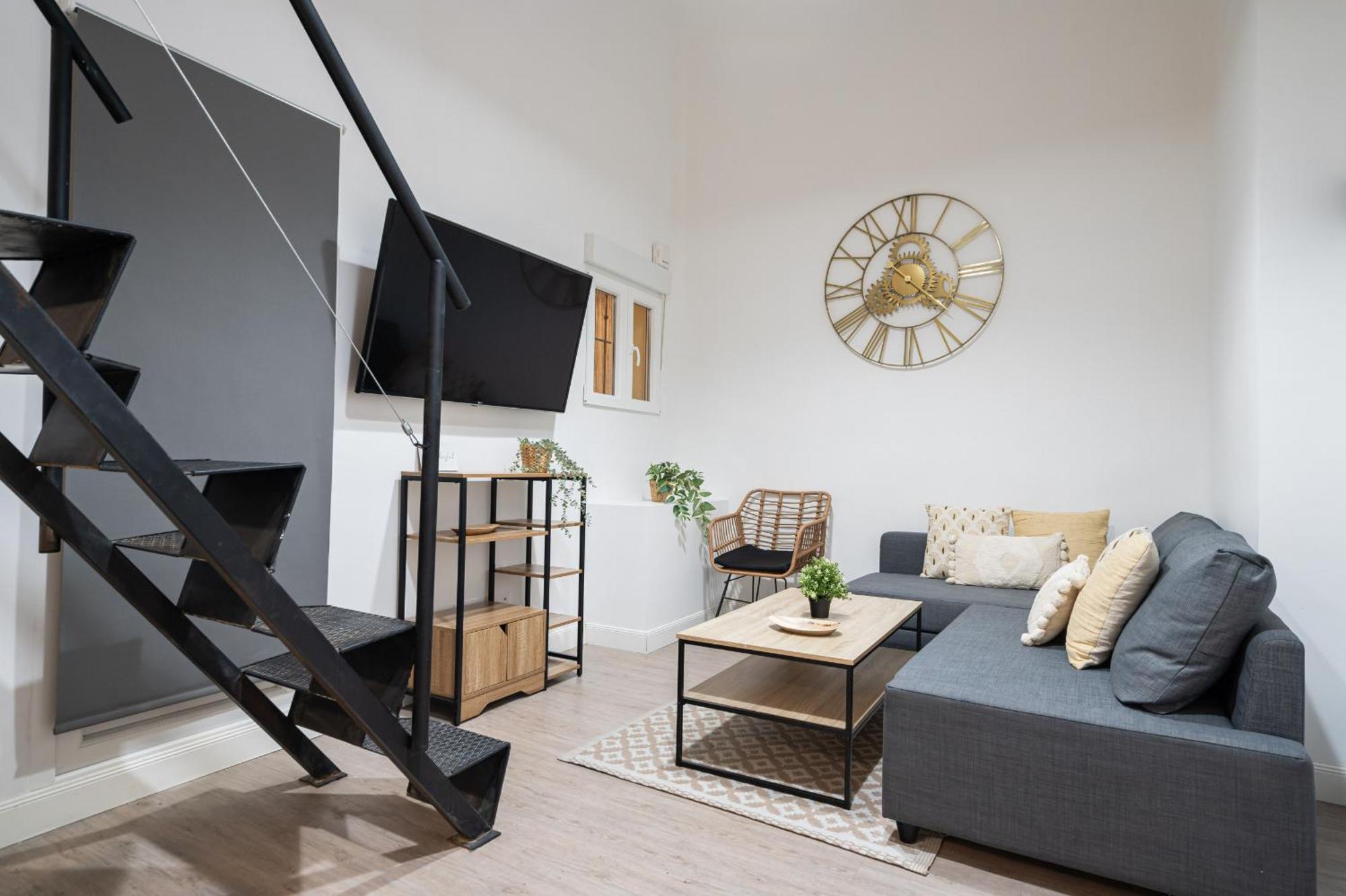 Lofts Reformados En El Bernabeu Alquiler Temporal Apartment *